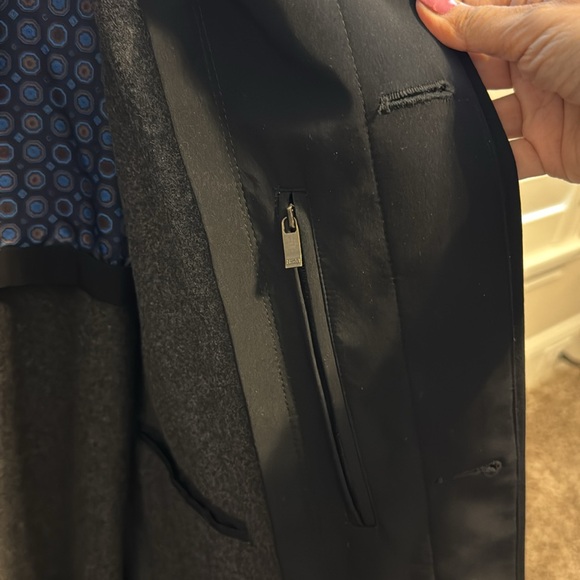 Hart Schaffner Marx overcoat with removable lining. 
54L, excellent condition! - Picture 6 of 8